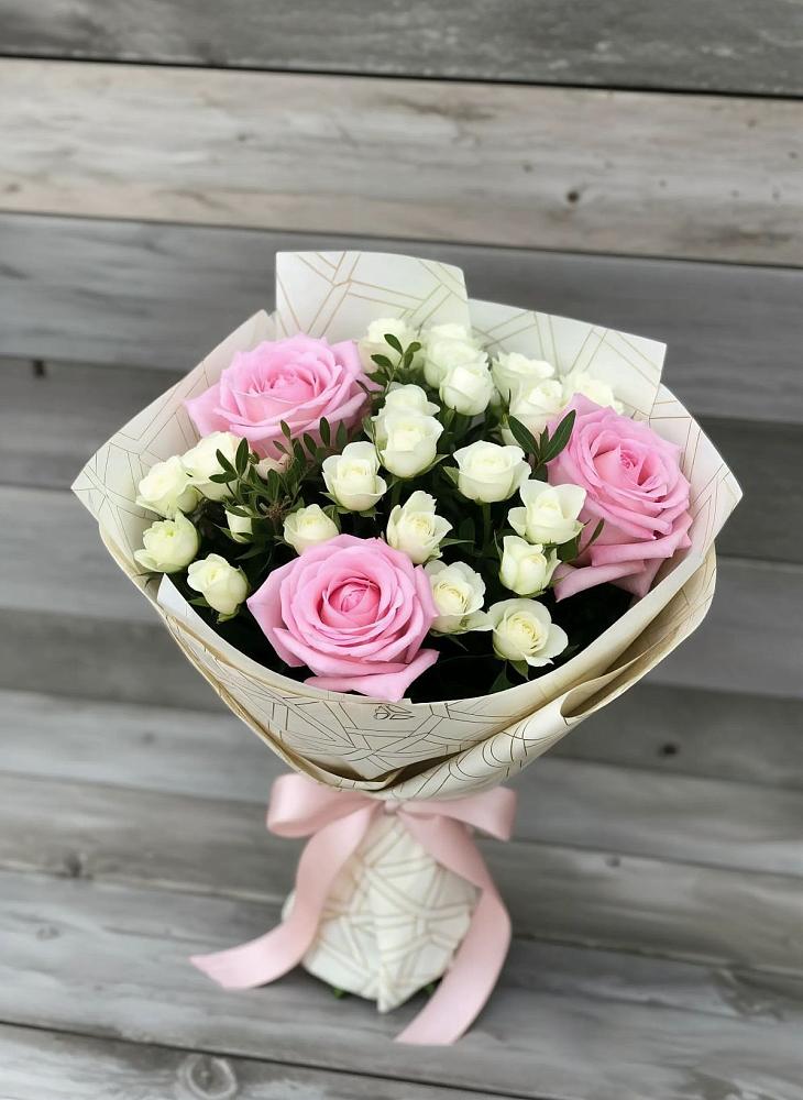 Букет цветов из: Розы в Карабаше