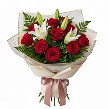 Букет цветов из:  Лилии и Розы в Карабаше