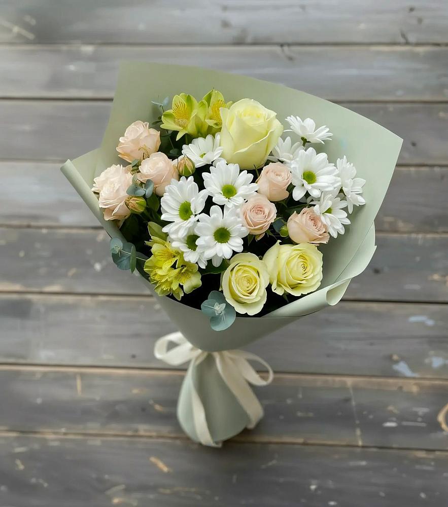 Букет цветов из: Альстромерии, Розы и Хризантемы в Карабаше