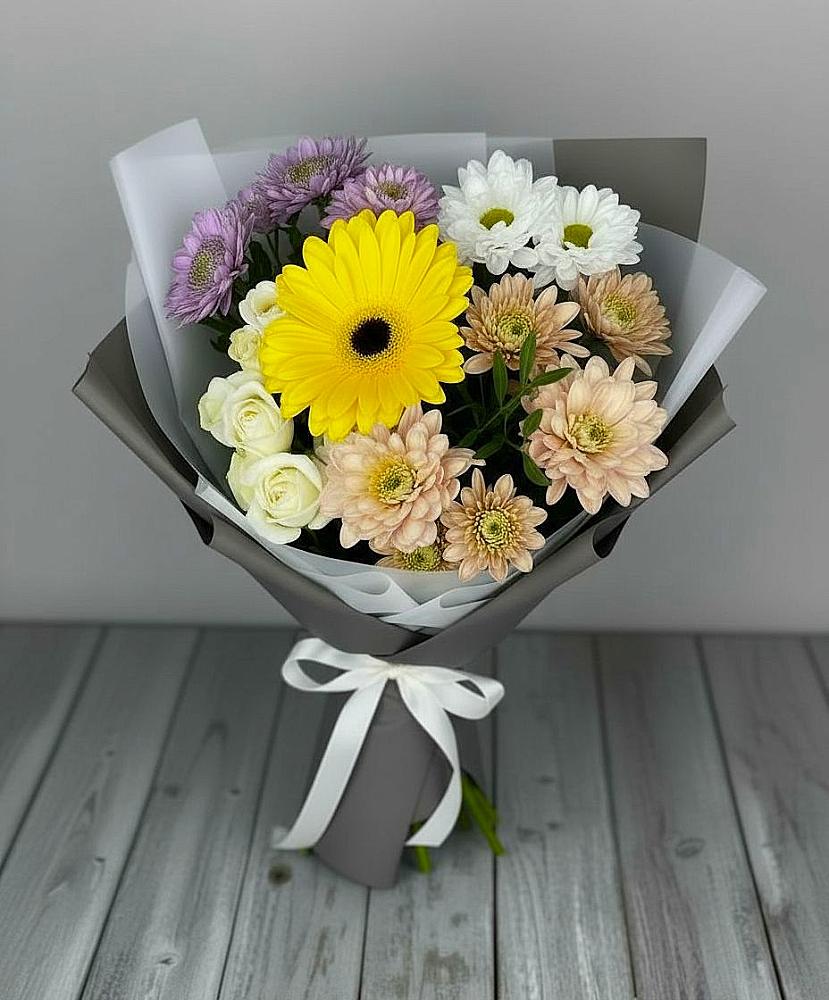 Букет цветов из: Розы, Герберы и Хризантемы в Карабаше
