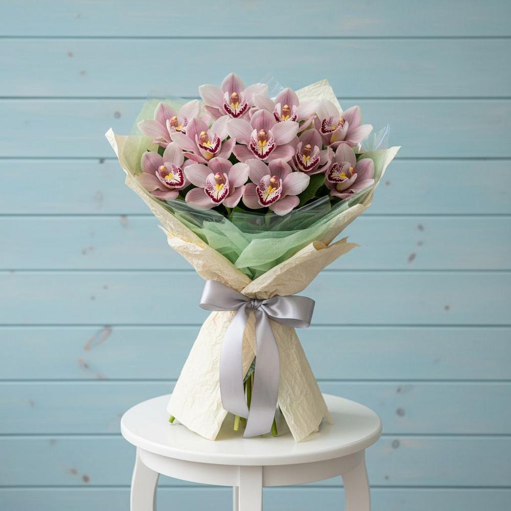 Букет цветов из: Орхидеи и Розы в Карабаше