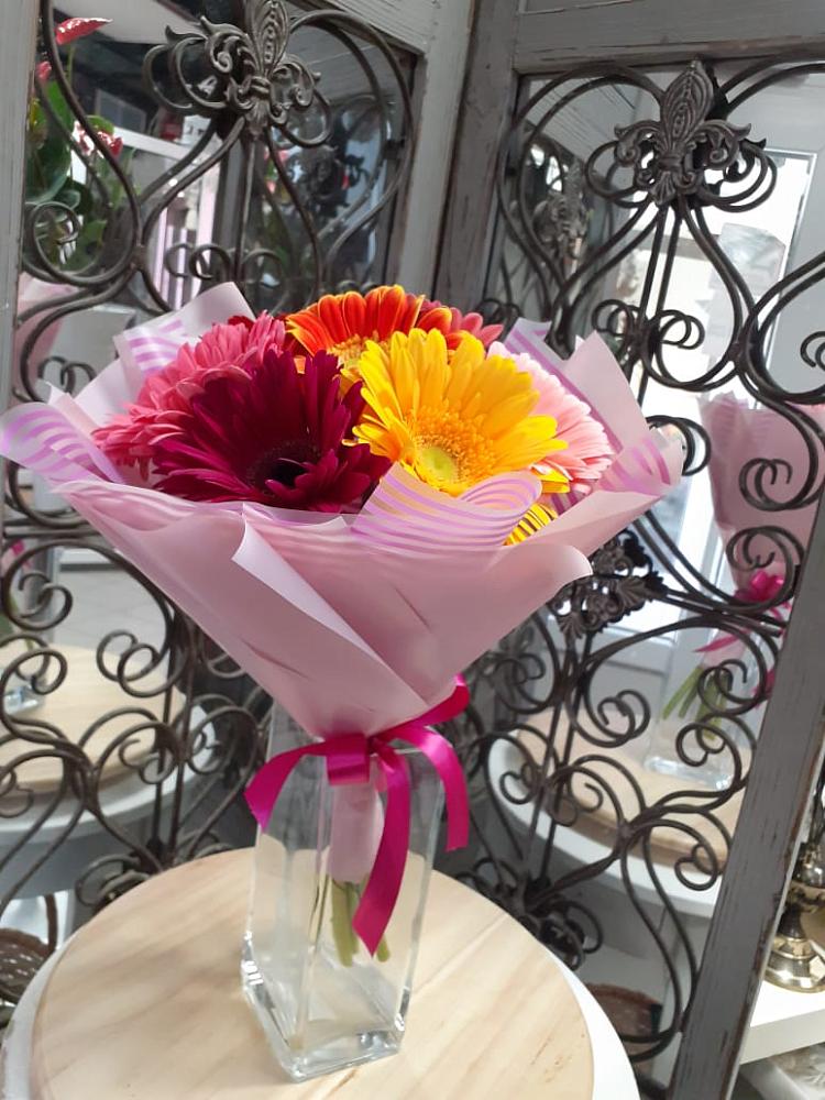 Букет цветов из: Герберы в Карабаше