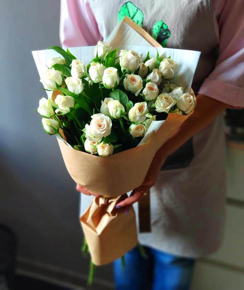 Букет цветов из: Розы в Карабаше