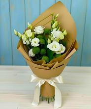 Букет цветов из:  Хризантемы и Лизиантусы в Карабаше