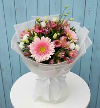 Букет цветов из:  Герберы, Альстромерии и Лизиантусы #REPLACE_PRED# Карабаше