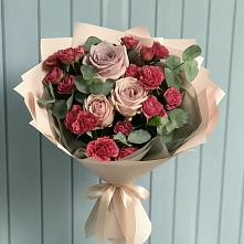 Букет цветов из:  Гвоздики и Розы в Карабаше