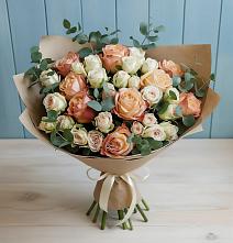 Букет цветов из:  Альстромерии и Розы в Карабаше