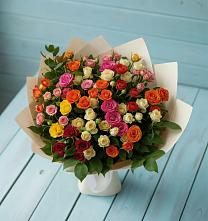 Букет Микс из разноцветных кустовых роз в Карабаше